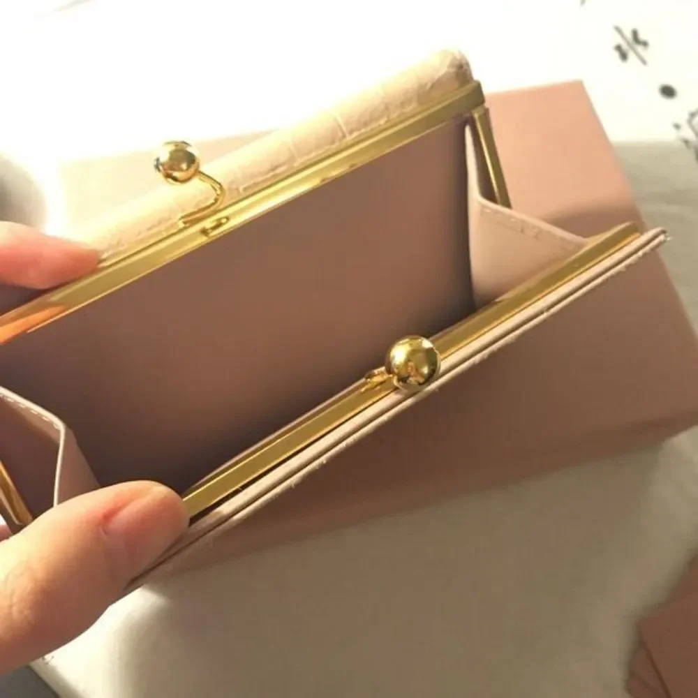 🔥Host Pick🌟Miu Miu St Cocco Lux‎ Wallet - Picture 4 of 4